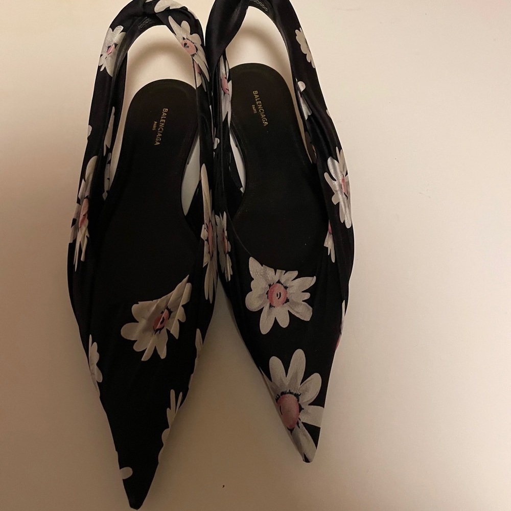 Balenciaga Floral Knife Singback 7.5